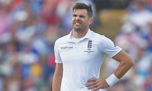 England's Anderson fined for dissent in India Test