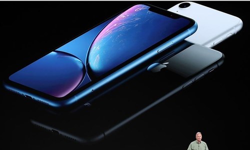 Apple unveils new premium iPhone XS, health features for watch