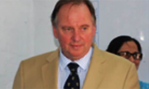 Aitchison&rsquo;s principal withdraws resignation