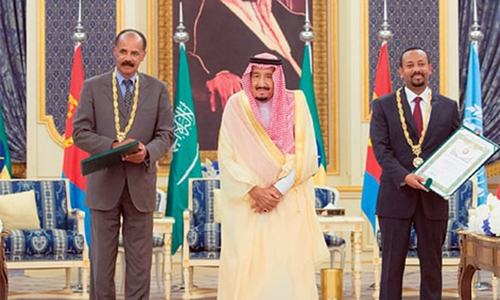 Leaders of Ethiopia, Eritrea sign accord in Saudi Arabia