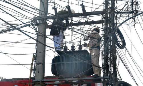 Power firms seek Rs1.5/unit hike in consumer tariff