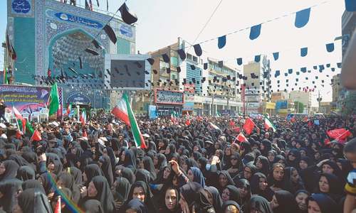 Thousands attend funeral for victims of Iran bombing