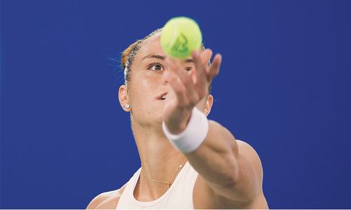 Cibulkova beats ailing Halep, Pliskova out