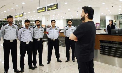 Police officer suspended after interior minister’s surprise visit Police officer suspended after interior minister’s surprise visit