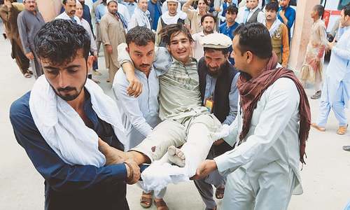 Suicide bomber kills 14 at election rally in Afghanistan