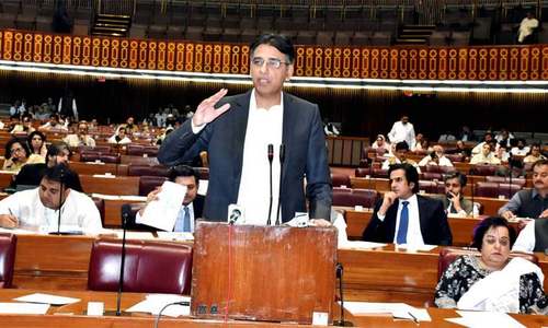 Restrictions on purchase of property, vehicles reintroduced for tax non-filers