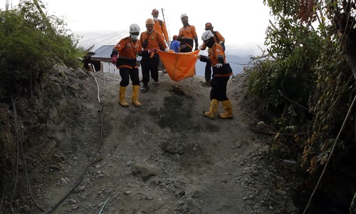 Aid groups frustrated as foreign staff told to leave Palu