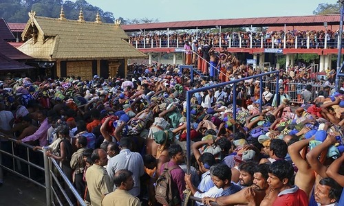 Tensions rise over women&rsquo;s entry to Indian temple