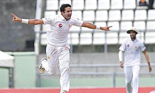 Triumphant pacer Abbas earns glowing tributes from Sarfraz, Paine