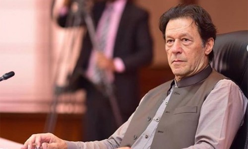 PM Khan extends condolences on India's train disaster