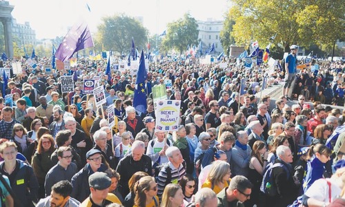 &lsquo;Half a million&rsquo; rally in London for new Brexit vote