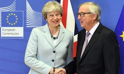 EU eyes Brexit customs deal to break deadlock