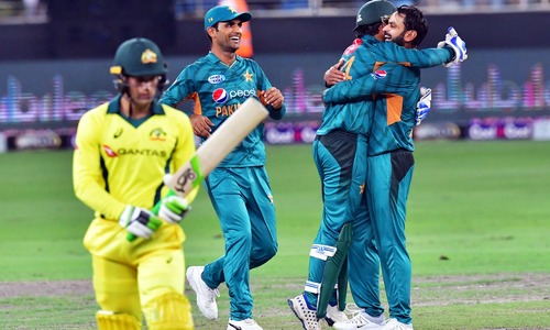 Pakistan beat Australia by 11 runs, clinch 10th consecutive T20 series victory