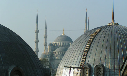 Italy&rsquo;s far-right party blocks mosque construction