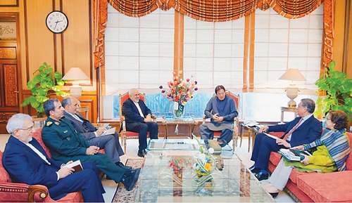 Pakistan offers coordinated operations along border to Iran