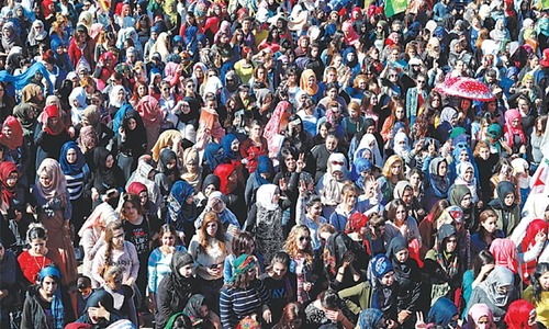 US, Turkey begin joint patrols in Syrian city