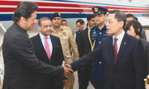 Imran, Xi call for timely completion of CPEC projects
