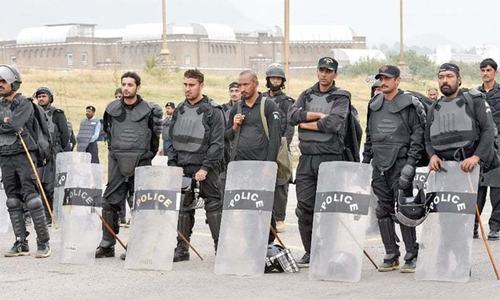More arrests made in crackdown on protesters