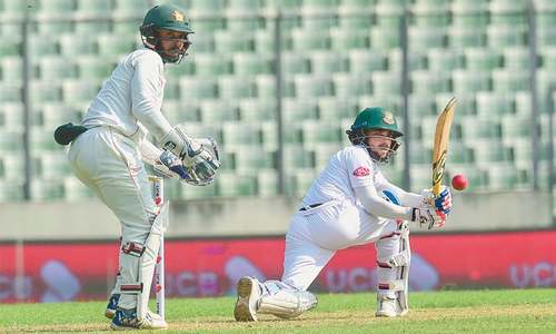 Mominul, Mushfiqur give Bangladesh early control in final Zimbabwe Test