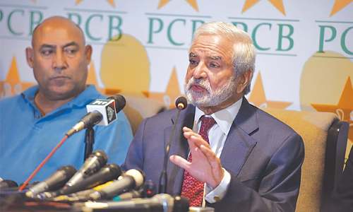 Mani backs Sarfraz as skipper, says changes in PCB inevitable