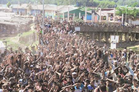 Rohingya give thumbs down on return deal; Myanmar faults Bangladesh Rohingya give thumbs down on return deal; Myanmar faults Bangladesh