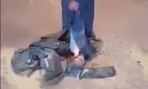 Passenger sets luggage on fire to protest cancelled flight