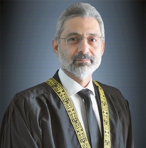 SC rejects ministry, ECP reports on Faizabad sit-in