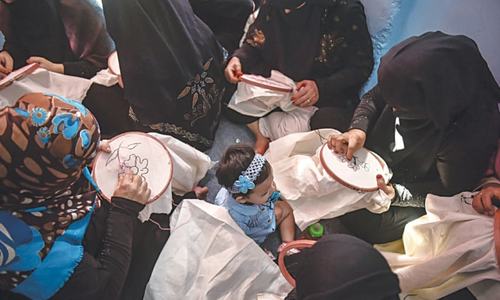Afghan women pick up the threads