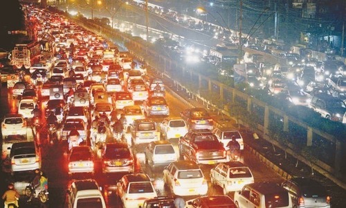Karachiites suffer hours-long traffic jam as ABAD stages sit-in on Sharea Faisal Karachiites suffer hours-long traffic jam as ABAD stages sit-in on Sharea Faisal