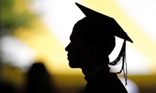 &lsquo;Hard times&rsquo; for basic sciences PhD programme