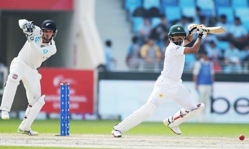 COMMENT: Contrasting tons dominate another dull day’s play COMMENT: Contrasting tons dominate another dull day’s play