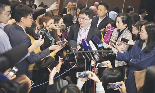 Over 100 scientists say baby gene editing is &lsquo;crazy&rsquo;