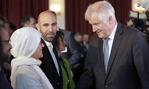 Germany seeks dialogue with country's 4.5 million Muslims