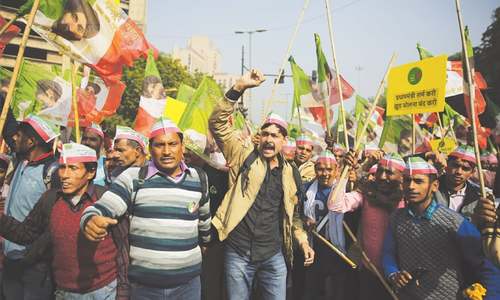 Desperate Indian farmers march on parliament Desperate Indian farmers march on parliament