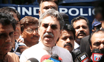 MQM-P hints at reviewing 18th Amendment if &lsquo;constitutional violation&rsquo; continues