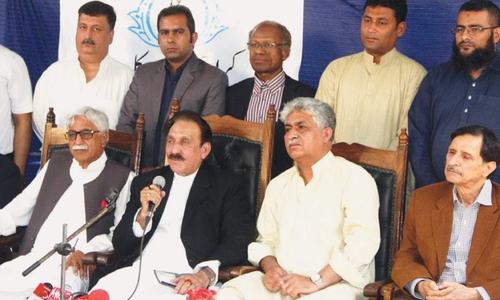 PJDP leader withdraws pleas against Imran, joins PTI PJDP leader withdraws pleas against Imran, joins PTI