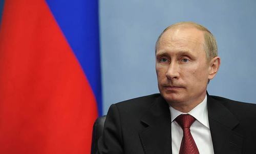 Putin threatens to develop nuclear missiles