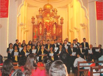 CHRISTMAS: NOTES OF HARMONY
