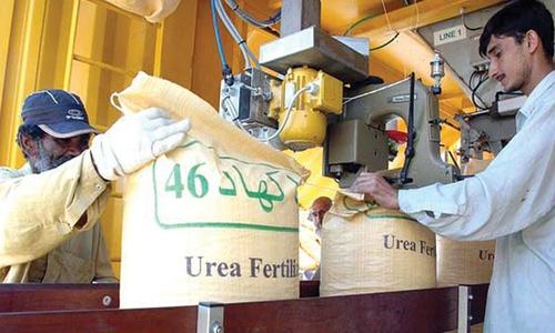 Urea, DAP sales fall on high prices