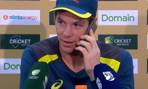 Paine keeps sense of humour despite long day in the field Paine keeps sense of humour despite long day in the field