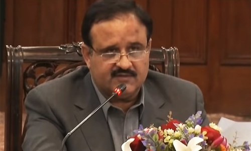 Buzdar tells bureaucrats to pull their socks up