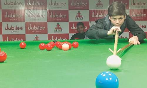 Hamza crowned U-16 snooker champion
