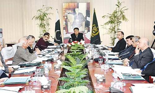 Asad Umar vexed by bureaucrats&rsquo; lack of preparation