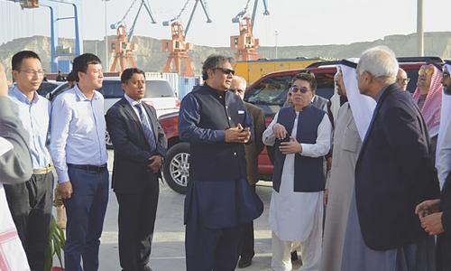 Saudi minister says crown prince will sign oil refinery deal