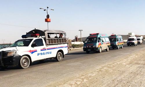 Balochistan govt to distribute Rs10 million among families of Bela bus inferno victims