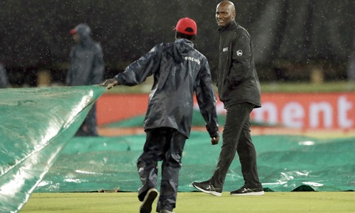 South Africa beat Pakistan by 13 runs in rain-hit third ODI