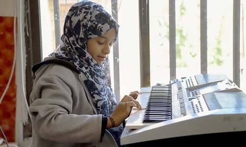 In wartime Yemen, children find solace in music