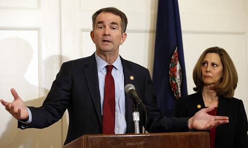 Blackface photo stirs calls for Virginia governor to resign