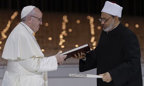 Pope calls for end to wars in Middle East in Gulf trip