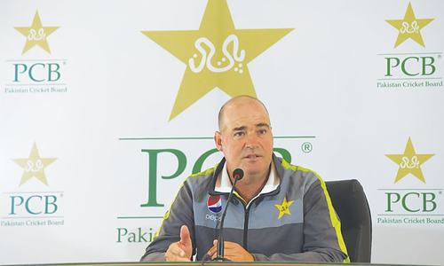 Arthur backs Sarfraz to lead Pakistan at World Cup